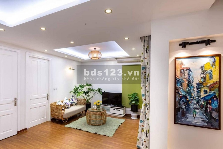 Siêu phẩm đẹp phố Trần Hưng Đạo, Hoàn Kiếm, 5 tầng, dt 41m2, giá 25 tỷ