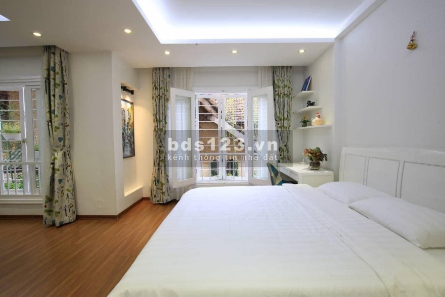 Siêu phẩm đẹp phố Trần Hưng Đạo, Hoàn Kiếm, 5 tầng, dt 41m2, giá 25 tỷ