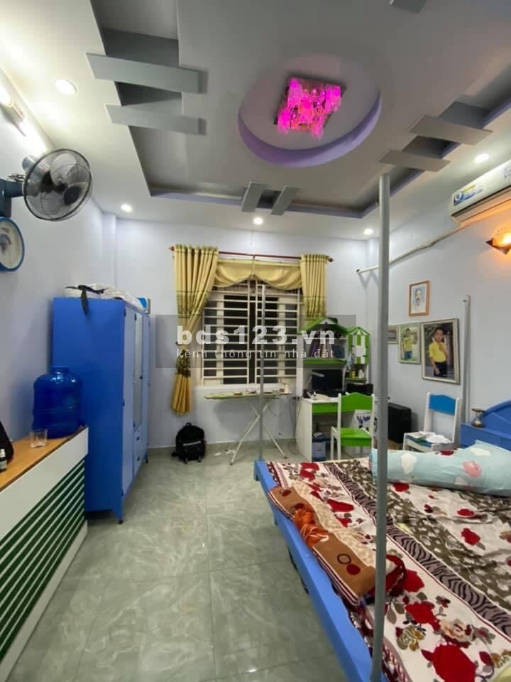 Cần Bán nhà hẻm xe hơi, Gò Vấp, 4 tầng mới thiết kế hiện đại giá 8 tỷ