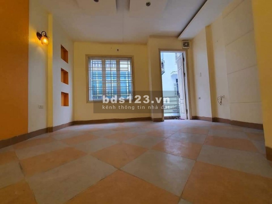 Bán nhà Lê Văn Thiêm, Thanh Xuân ô tô tránh, vỉa hè, nhà đẹp 6T giá 9.9 tỷ