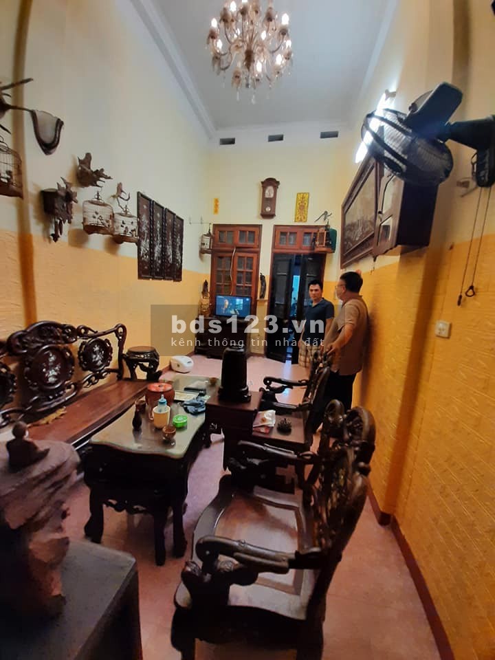 Mua Nhà 4 tầng tặng nhà cấp 4. 36m2 Ba Đình chỉ 3.1 tỷ.