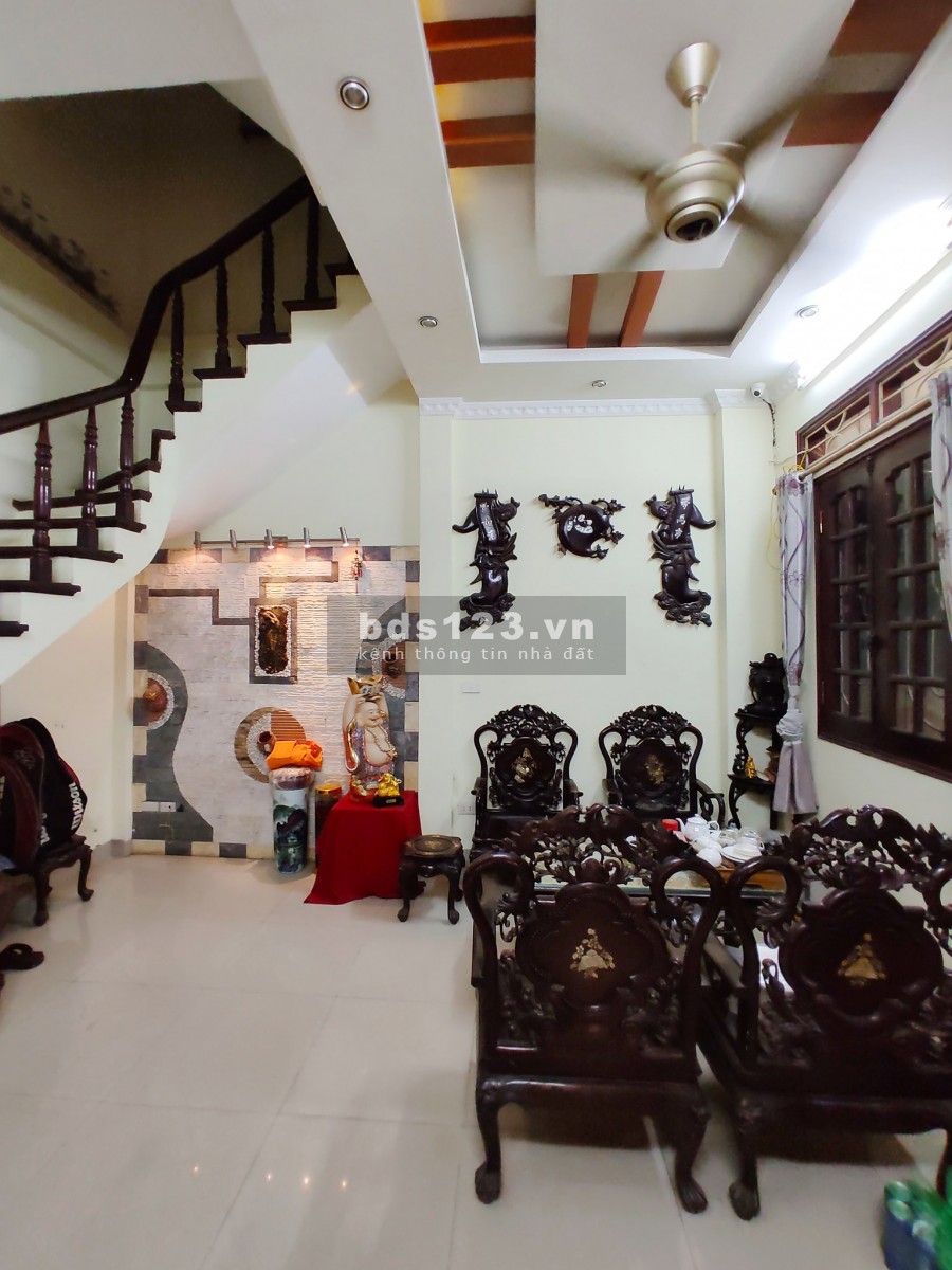 Bán nhà Thanh Nhàn lô góc ô tô qua nhà Kinh Doanh