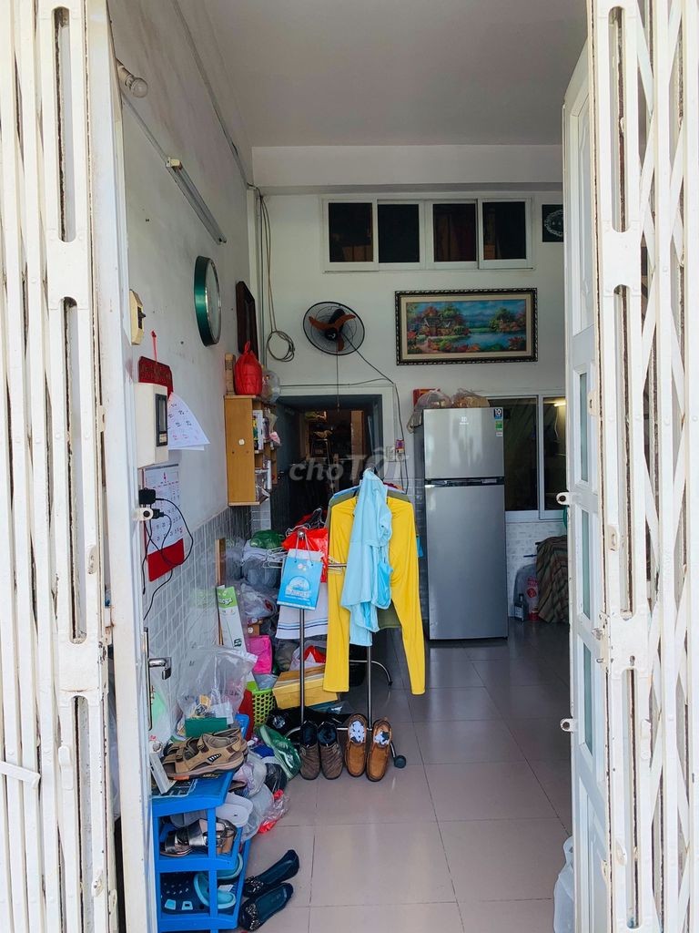Chính chủ cần bán nhà ở số nhà 98A Đường Trang Tử phường 14 Quận 5 TP HCM