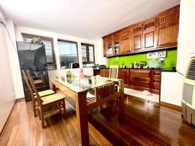 Bán Nhà Hoàng Văn Thái, Thanh Xuân, Lô Góc, 2 Mặt Thoáng, Mặt Ngõ Ô Tô Qua.