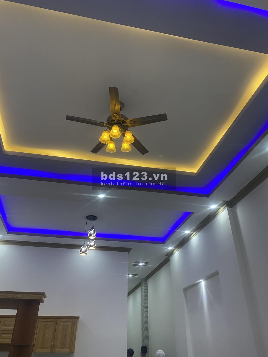 Nhà sổ riêng gần chợ cây sung cách đường 768 vào 50m