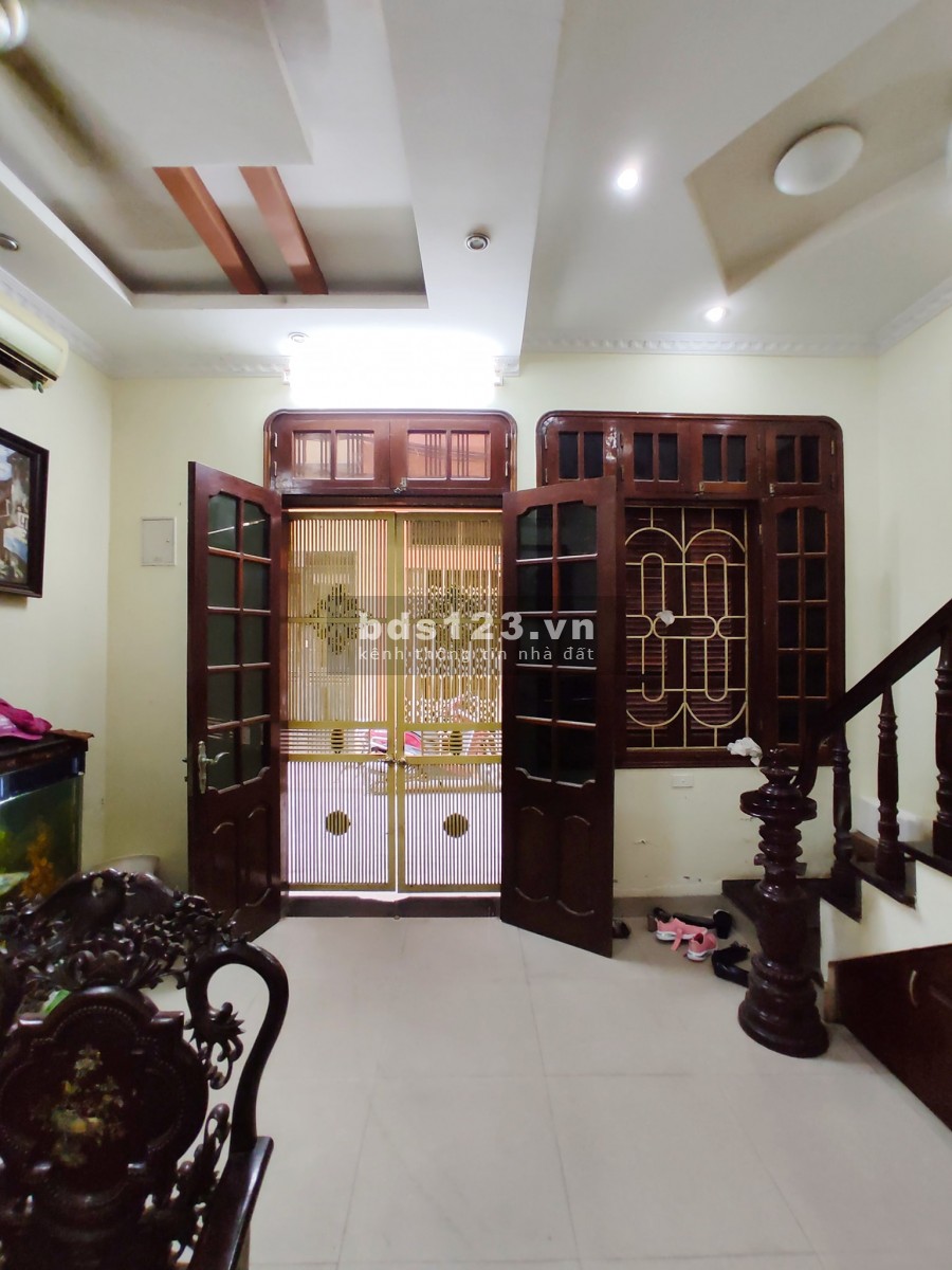 Bán nhà Thanh Nhàn lô góc ô tô qua nhà Kinh Doanh