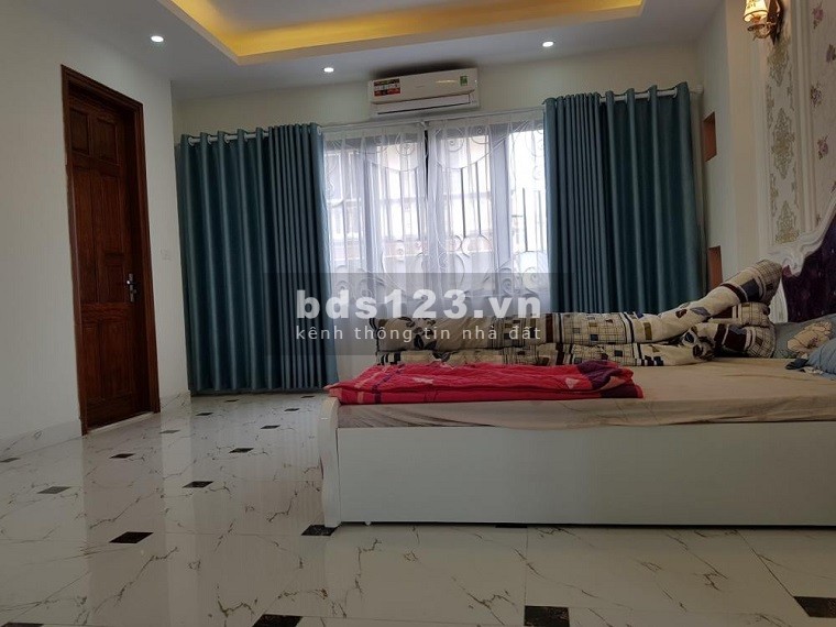 Bán nhà Bồ Đề, nội thất cao cấp, dt 46m2, giá nhỉnh 4 tỷ