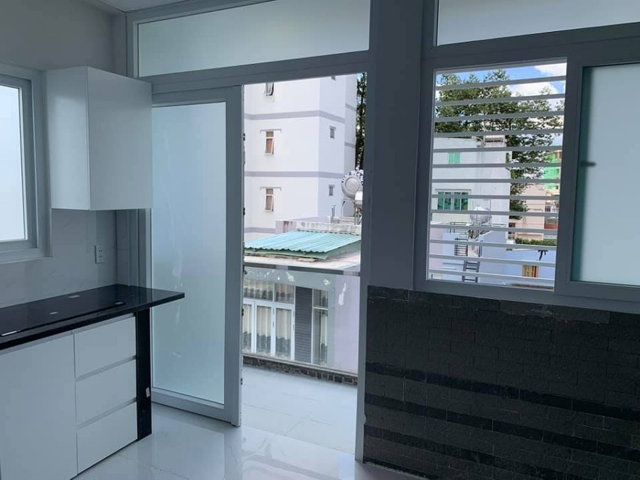 Bán nhà Tân Phú 72m2 2 tầng Giá 6,4 tỷ HXH tránh cần bán gấp