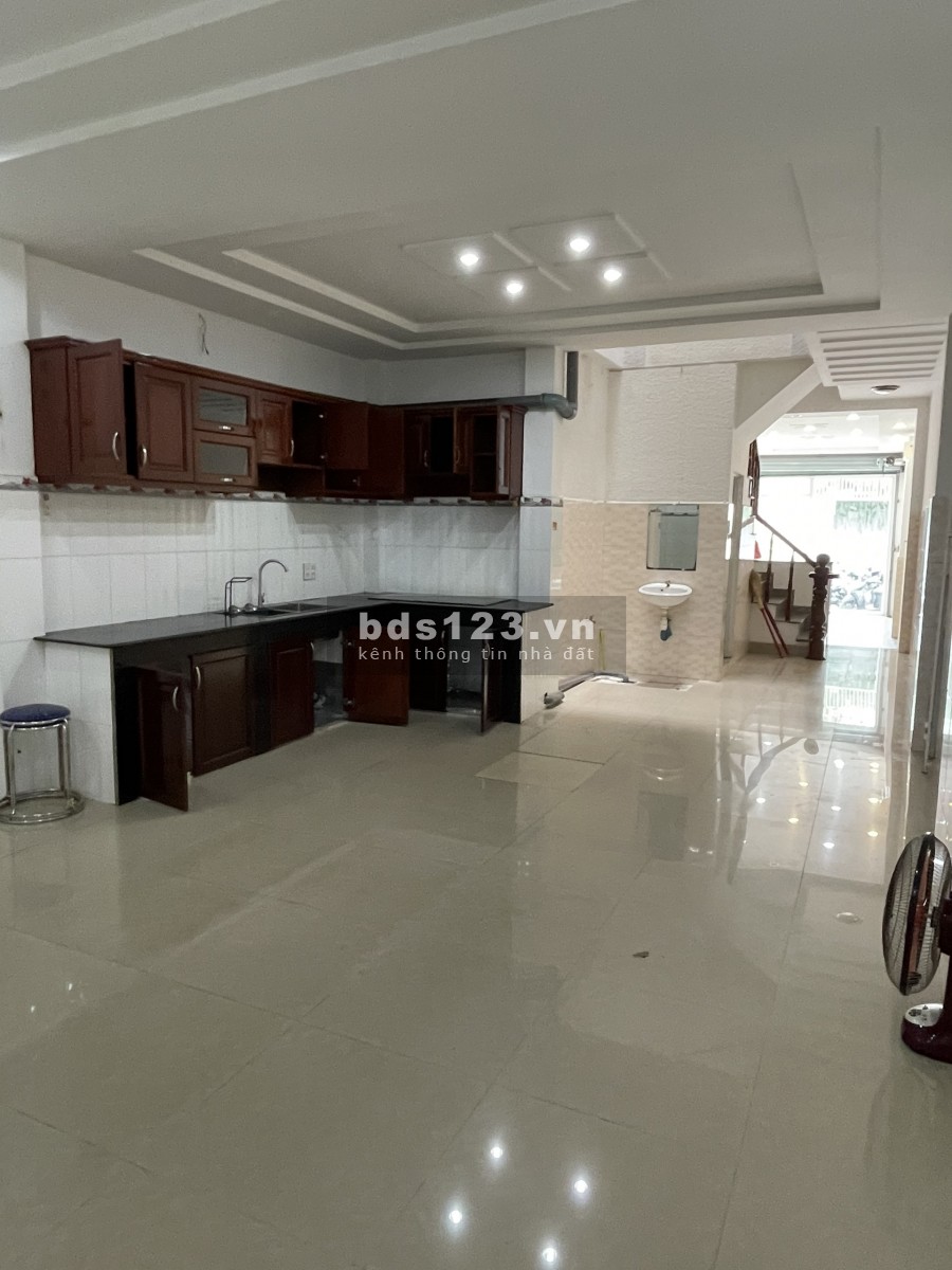 HXH Nguyễn Công Hoan, trệt 3lầu, 5phòng, 5wc. Chỉ 23tr.
