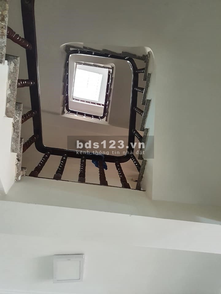 Bán nhà Bồ Đề, nội thất cao cấp, dt 46m2, giá nhỉnh 4 tỷ