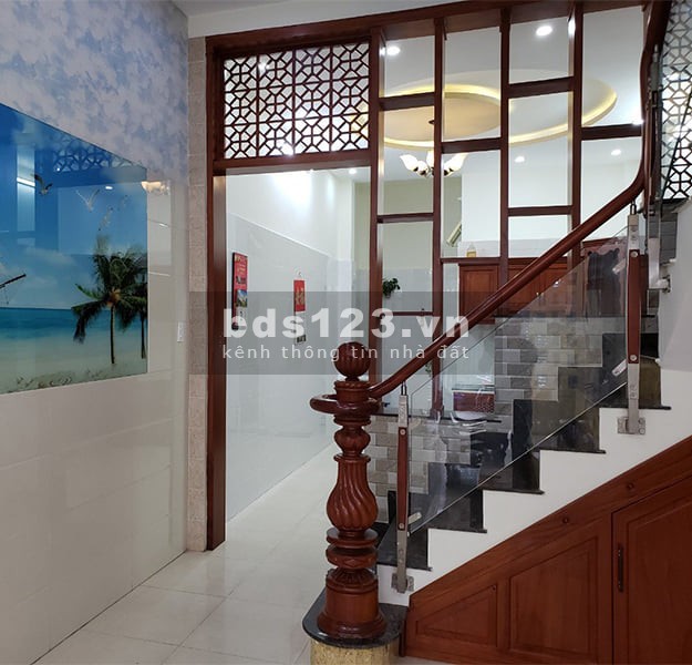 Bán nhà HXT Nguyễn Văn Khối P.9 Gò Vấp, 80m2(4x20), 4 tầng giá 7.9 tỷ.
