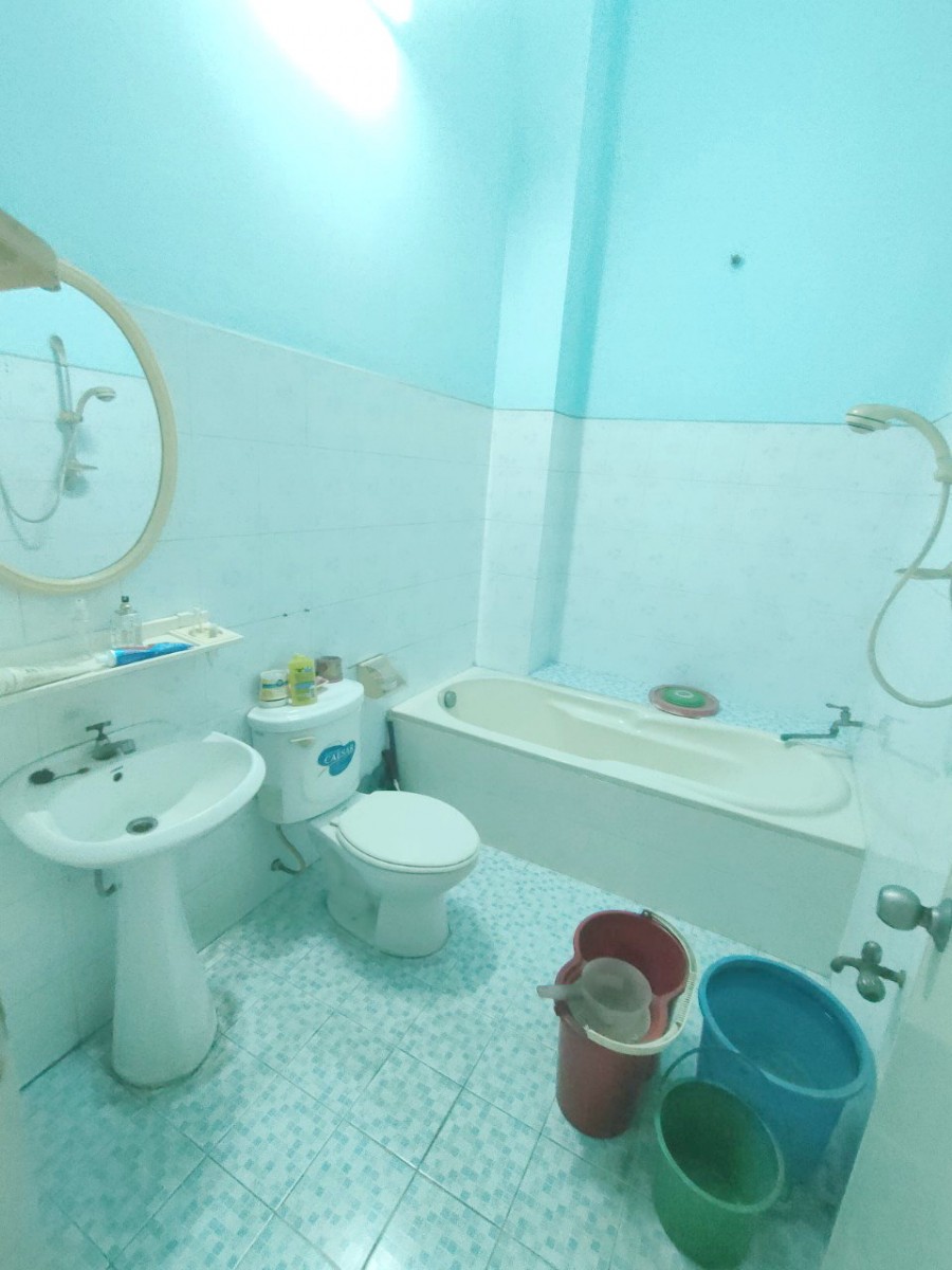 Nhà 3 lầu (60m2) mặt tiền nội bộ Cao Lỗ gần Phạm Hùng P4 Q8