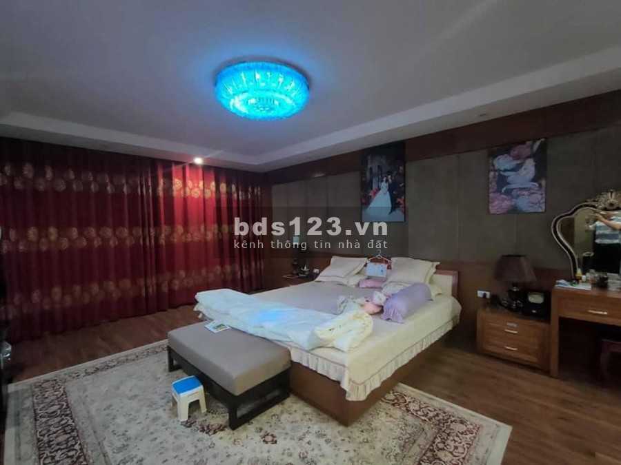 Bán nhà đường Lê Trọng Tấn 98m2 , 7 tầng , 5m mặt tiền giá 19,5 tỷ ( Kinh doanh văn phòng )