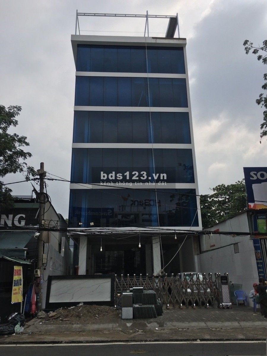 Phạm Văn Bạch phường 15, Quận Tân Bình nguyên căn 8 x 15, 5 lầu