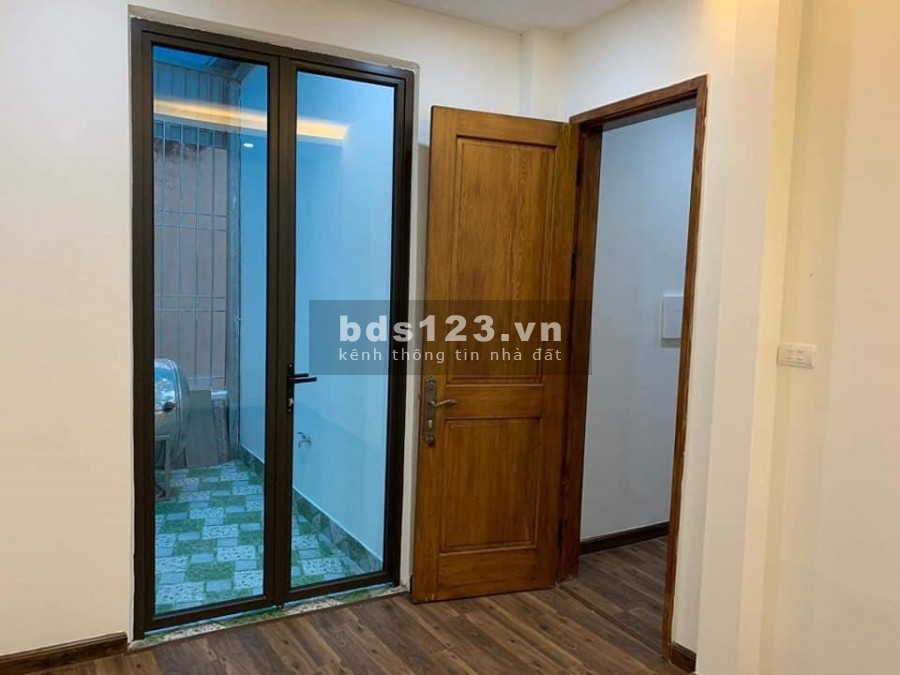 Nhà 4 Tầng, Phố Lĩnh Nam, ô tô đỗ Cửa, DT 58m2, MT 5.6m, Giá…