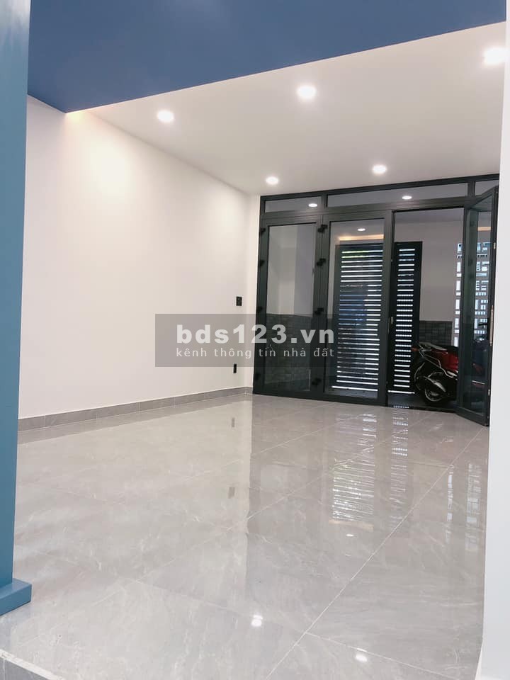 Nhà 12 tỷ, HXH Tô Hiến Thành, Quận 10, 3 tầng, Nhà mới ở ngay