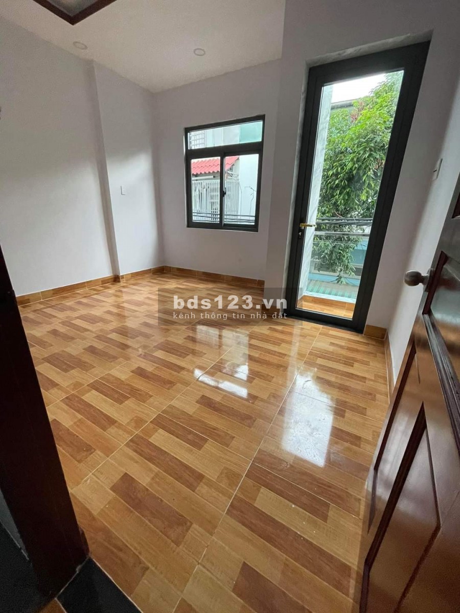 Nhà Bán Gấp Âu Cơ, 40m, 1 trệt 1 lầu, ngang 4m Giá Còn 3.5tỷ.