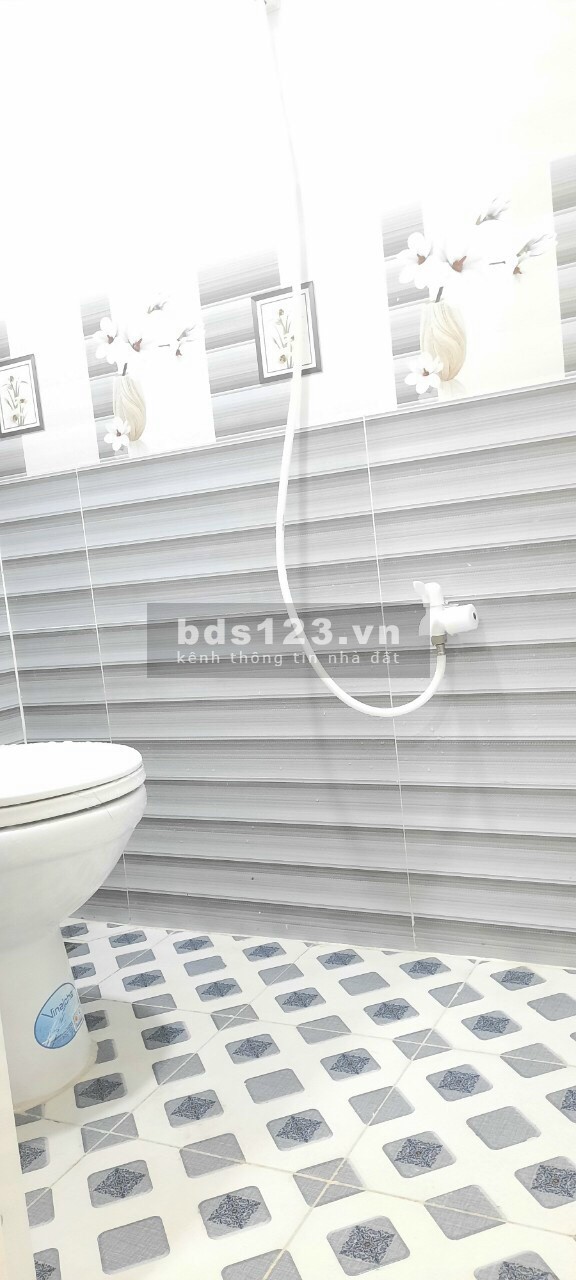 Bán nhà nhỏ đường Lê Thị Riêng, Thới An, Quận 12, 2 Tầng, 30m2, giá 2.3 tỷ