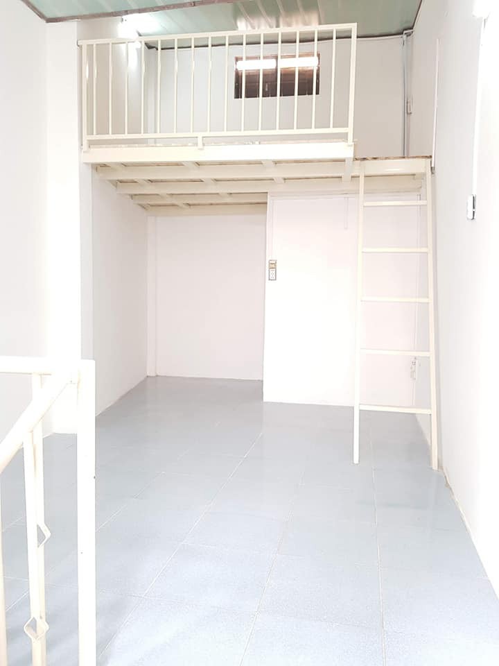 Sở hữu nhà giá rẻ 2.5 tỷ, 3 tầng, Hẻm 3m, 2/ Cầm Bá Thước, 24m2 (3.3x7.1).