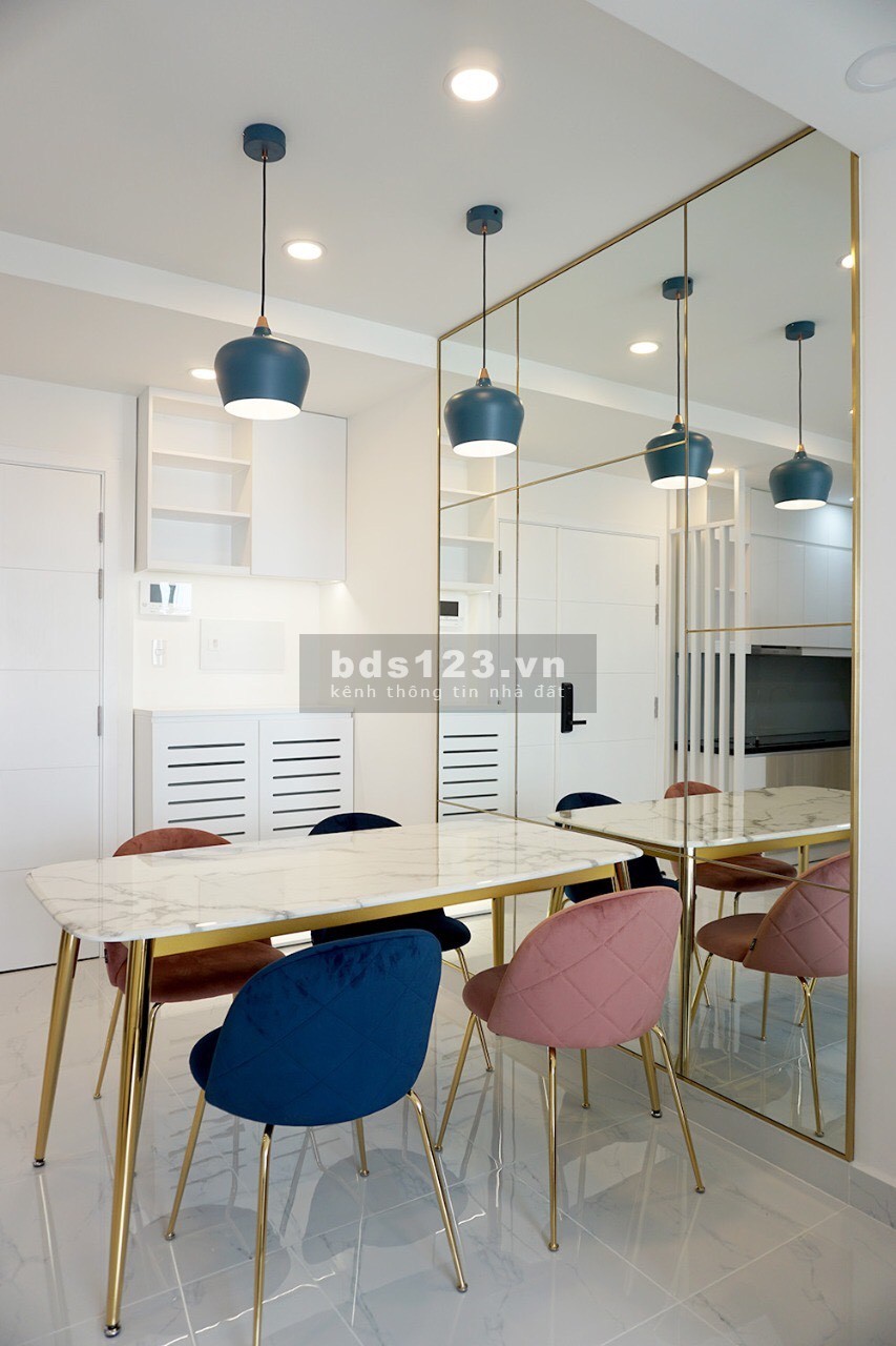 Cho thuê căn hộ Terra Royal Quận 3 dt 60m2 2 pn, giá 12 triệu/tháng