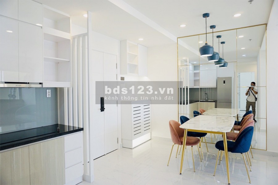 Cho thuê căn hộ Terra Royal Quận 3 dt 60m2 2 pn, giá 12 triệu/tháng