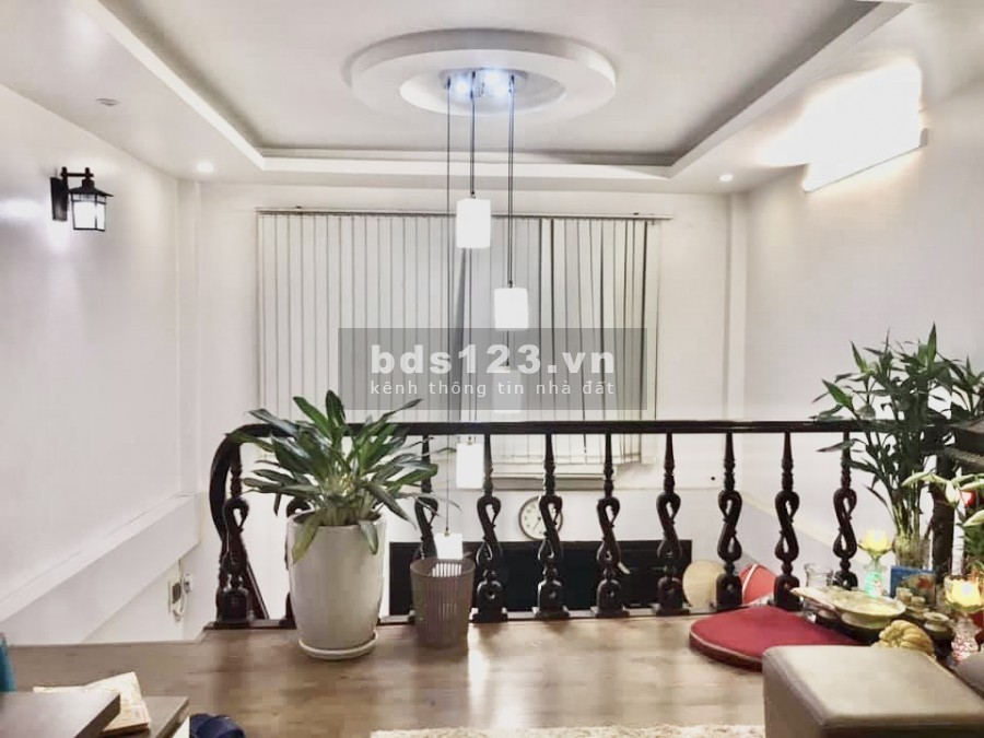 Siêu phẩm Yên Nghĩa lô góc nhà đẹp, ô tô đỗ cửa, giá 2.7 tỷ, kiến trúc đẹp