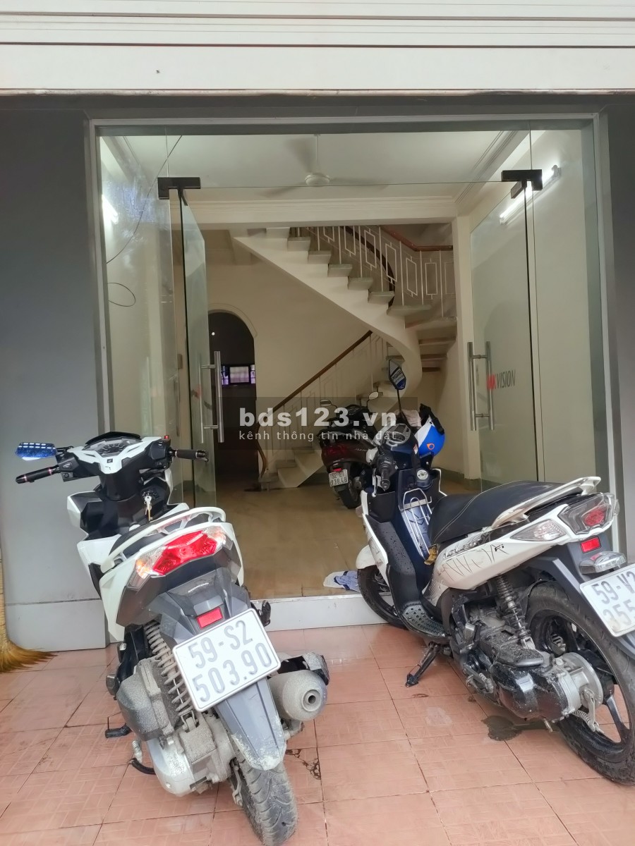Cho thuê mặt tiền chu văn an và lầu 1