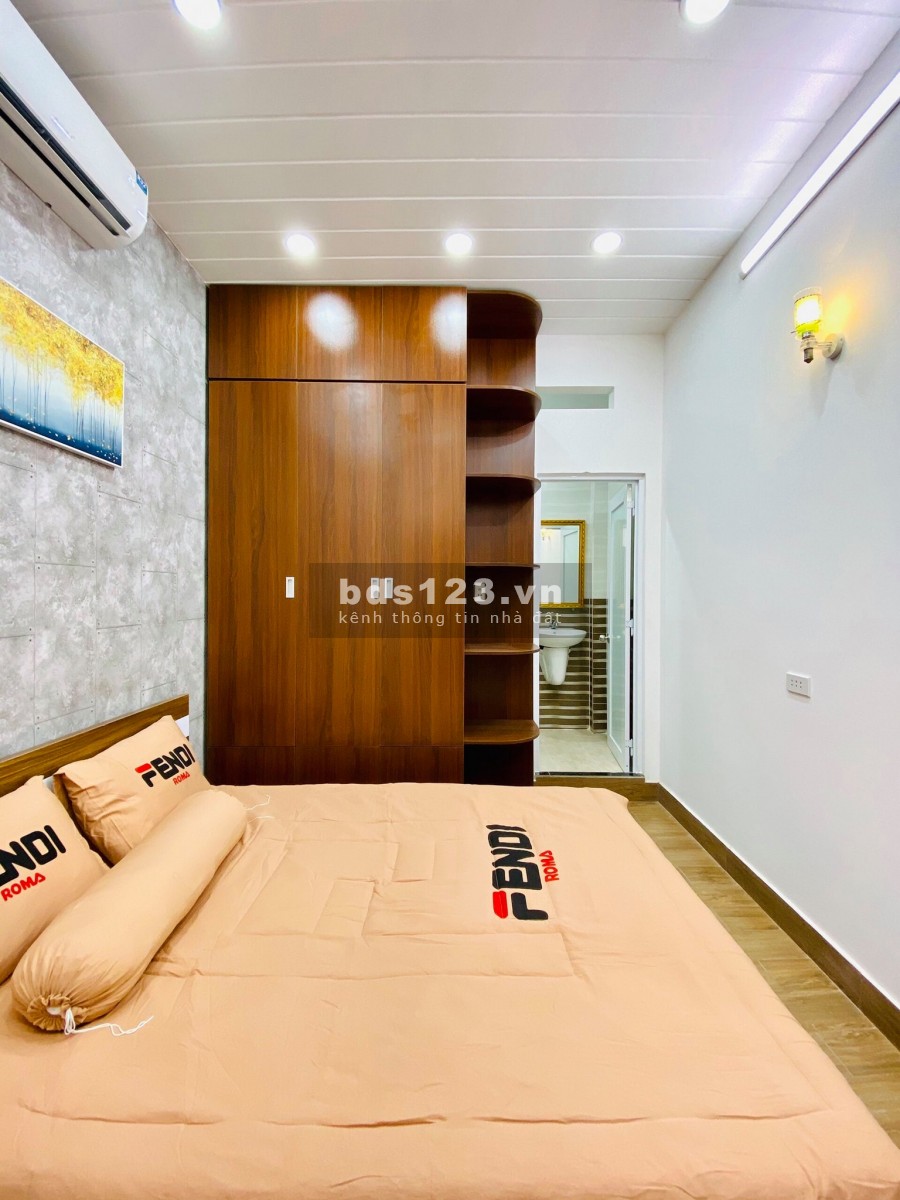 Định cư bán gấp NHÀ ĐẸP HẺM VIP 10m như Mặt tiền đường, Tặng toàn bộ nội thất từ Đức