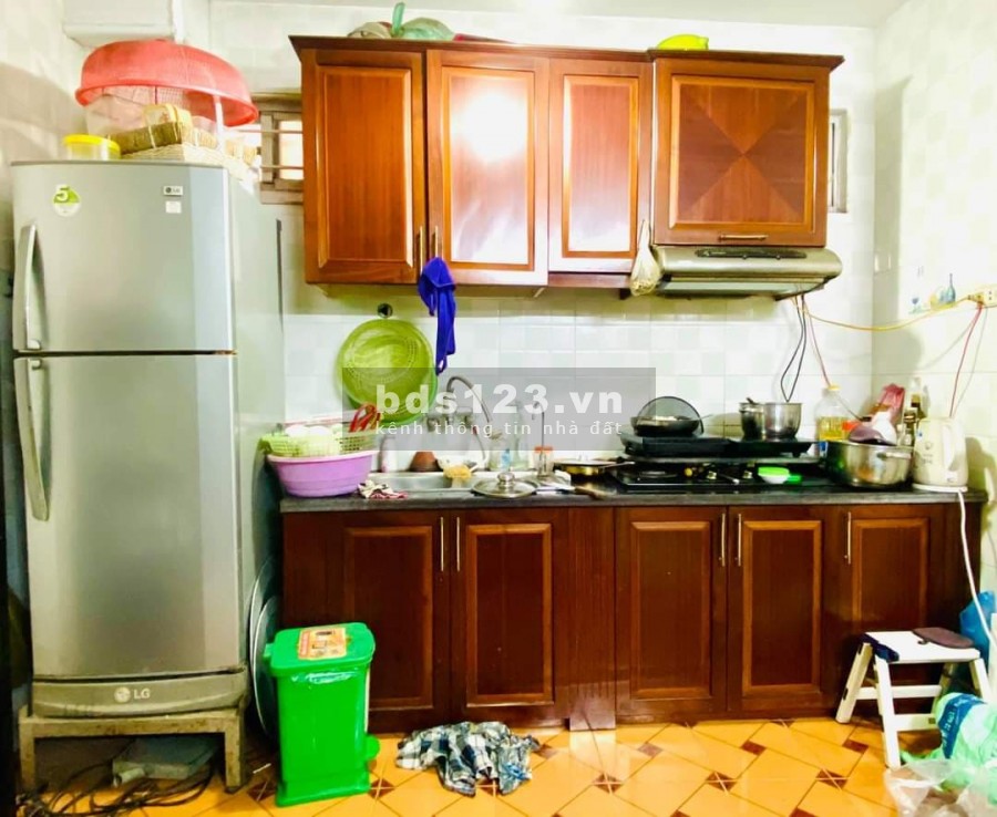 Bán nhà Lê Duẩn 25mx6T chắc chắn, giá 2.5 tỷ lh 0916010180