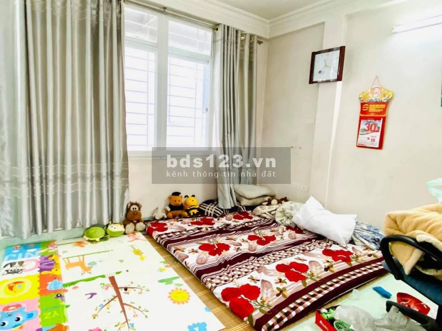 Bán nhà Lê Duẩn 25mx6T chắc chắn, giá 2.5 tỷ lh 0916010180