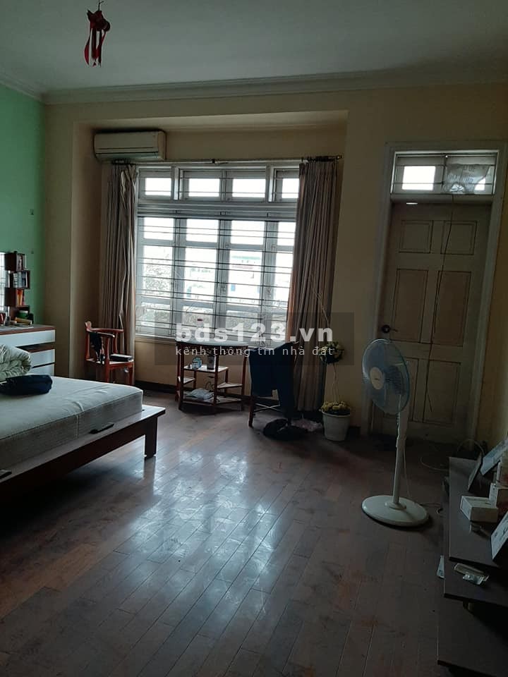 Bán đất tặng nhà phố Ngọc Thụy, Long Biên, Hà Nội.