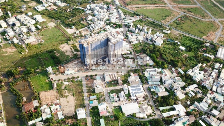 Shophouse đẹp nhất dự án Ricca Quận 9. Căn mặt tiền, thông ra hồ bơi. Gía mềm chỉ 44 triệu/m2