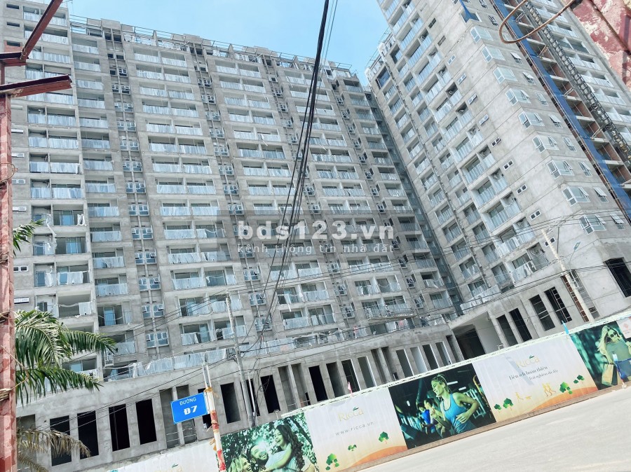 Shophouse đẹp nhất dự án Ricca Quận 9. Căn mặt tiền, thông ra hồ bơi. Gía mềm chỉ 44 triệu/m2