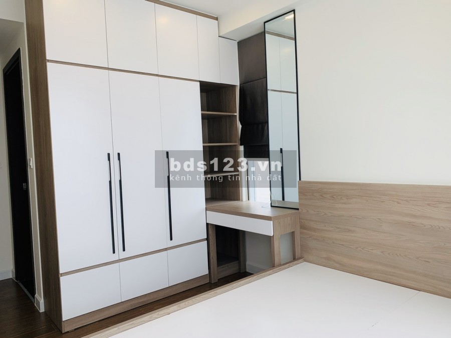 Cho thuê căn hộ Sunrise Riverside 2PN 10tr - 3PN 13tr Full nội thất. Liên hệ : 0946894828