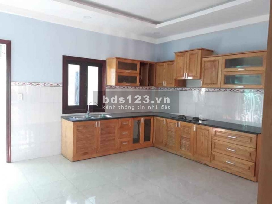 Nhà Tây Thạnh 100m2 giá bán chỉ 5.5 tỷ, hàng xóm hoà đồng