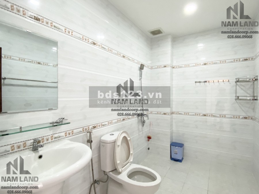 Nhà phố 3 lầu 320m2 trống suốt, chỉ còn 30 triệu, P.An Phú