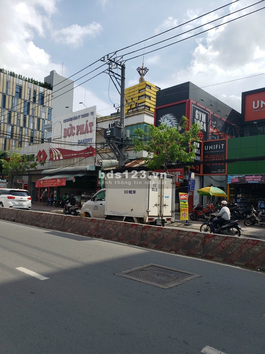 Hot : 1255 m2 đất ở đô thị ở quận 7 tp HCM