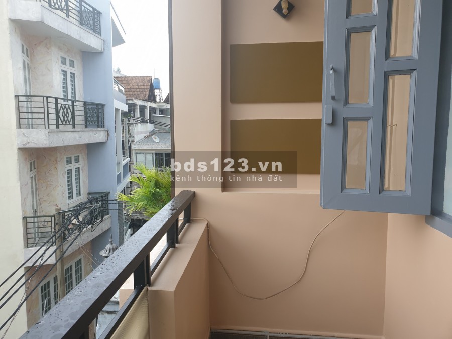 Nhà HXH Lý Thường Kiệt, 4PN 4WC, giá 16 triệu còn TL