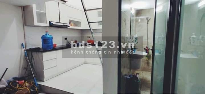 Bán Chung cư Mini ở Gã Tư Sở. mặt ngõ Ô TÔ tránh DT 50M x 5T. Giá sốc: 6.9 tỷ