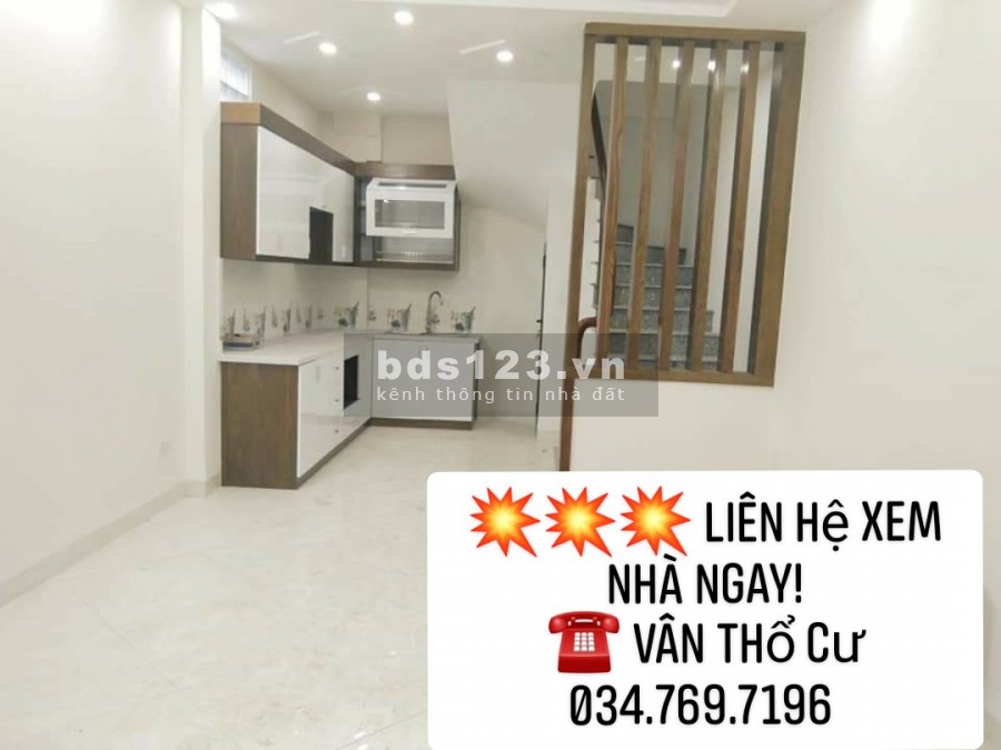 Bán nhà Phú Diễn 43M² 5 tầng 2.85 tỷ Ngõ thông 3 bước oto tránh 0347697196