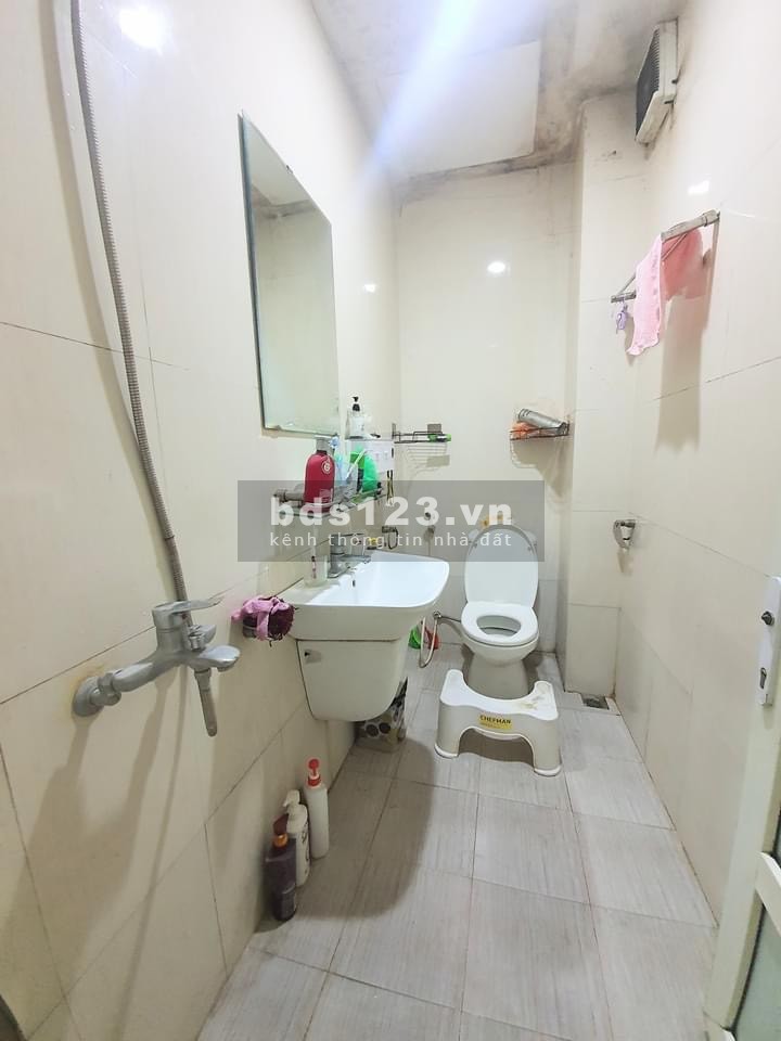 Bán nhà 4tầng 44m*4.6m Trần Khát Chân Hai Bà Trưng ngõ ba gác lô góc, gần phố