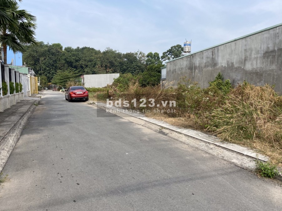 Đất mặt tiền đường Huỳnh Văn Cọ, trung tâm Củ Chi, 126m2 giá 1.5 tỷ