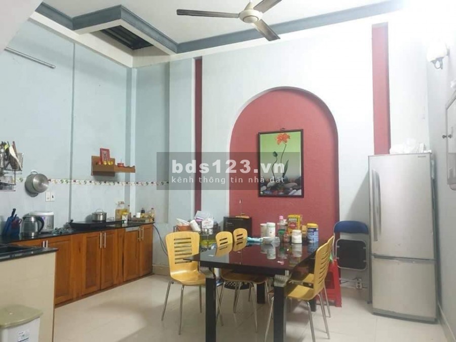 Mặt tiền Phùng Chí Kiên, Tân Qúy Tân Phú - 60m2 - 3 tầng - giá ưu đãi không tới 100tr/m2