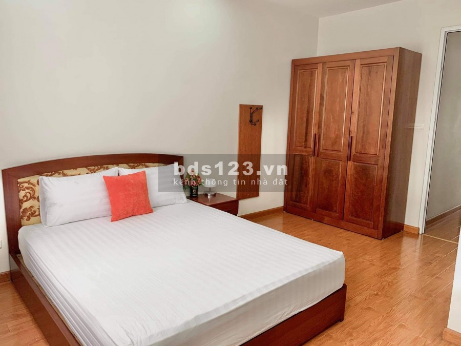 Cho thuê căn hộ 19 Liễu Giai 65m2 1PN full nội thất sang trọng giá 8tr/tháng