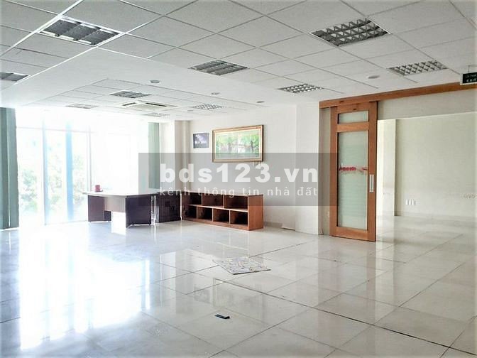 Cho thuê tòa VP 12x20m hầm 5 sàn trống suốt mặt tiền An Phú