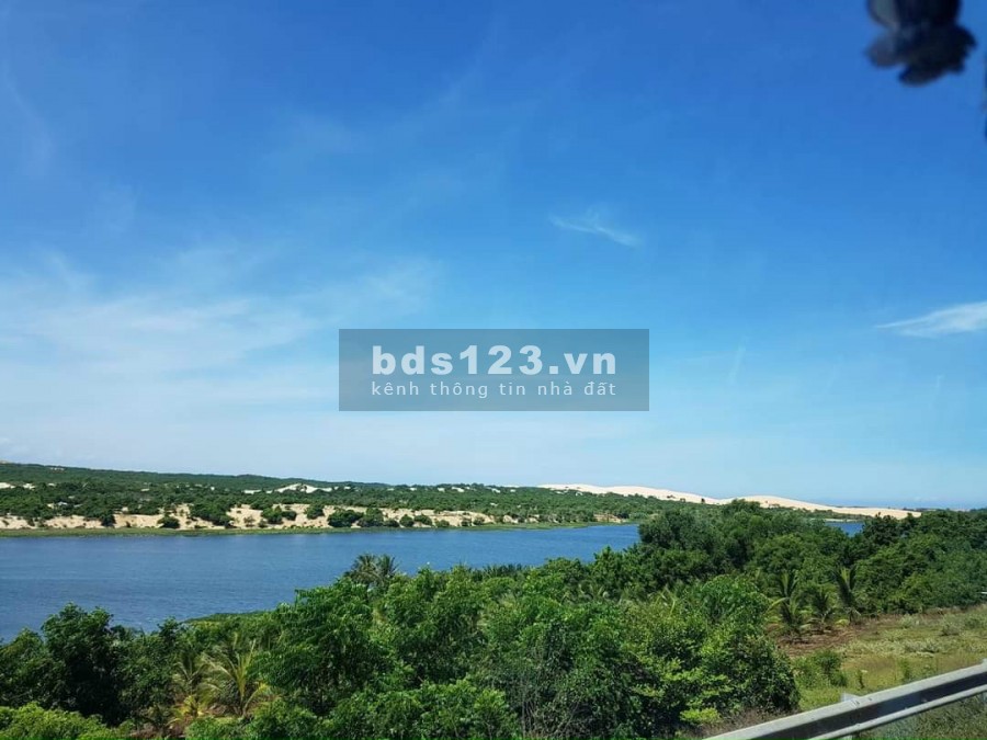 Bán lô đất đường liên huyện cắt ngang, nằm trên tuyến đường Sân bay Safari, Phan Rí Cửa