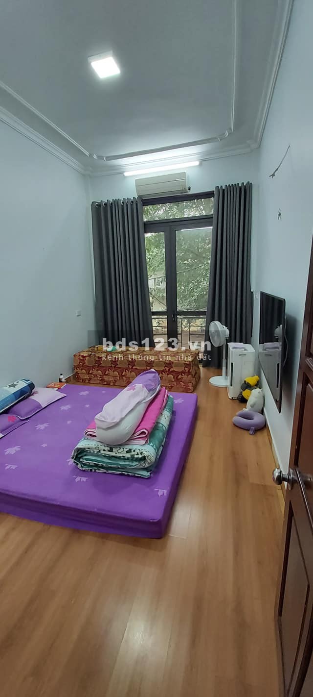 Ba Đình ô tô đỗ cửa, 32m2x 5 tầng, nhà đẹp, giá bán nhanh 4.7 tỷ