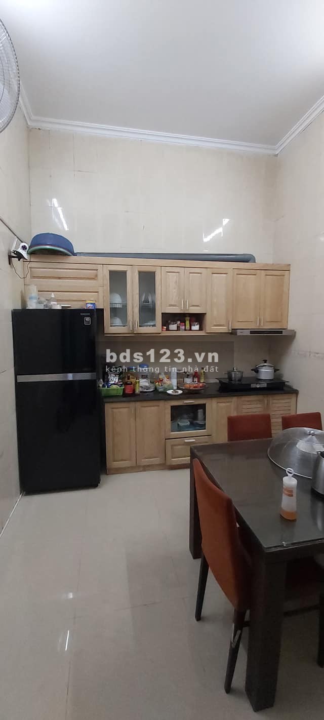 Ba Đình ô tô đỗ cửa, 32m2x 5 tầng, nhà đẹp, giá bán nhanh 4.7 tỷ