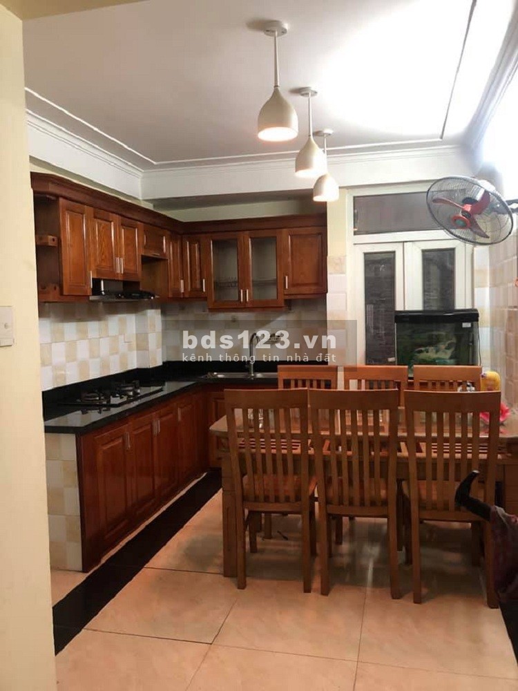 Bán nhà Trung tâm Mỹ Đình - 35 m2, giá nhỉnh 3 tỷ.