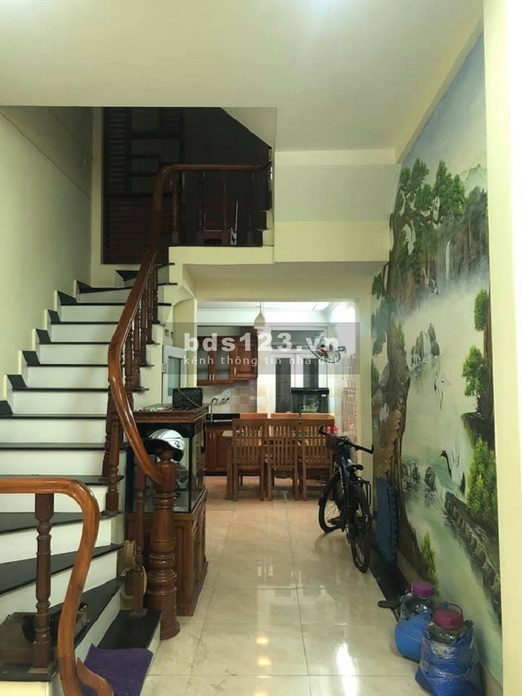 Bán nhà Trung tâm Mỹ Đình - 35 m2, giá nhỉnh 3 tỷ.